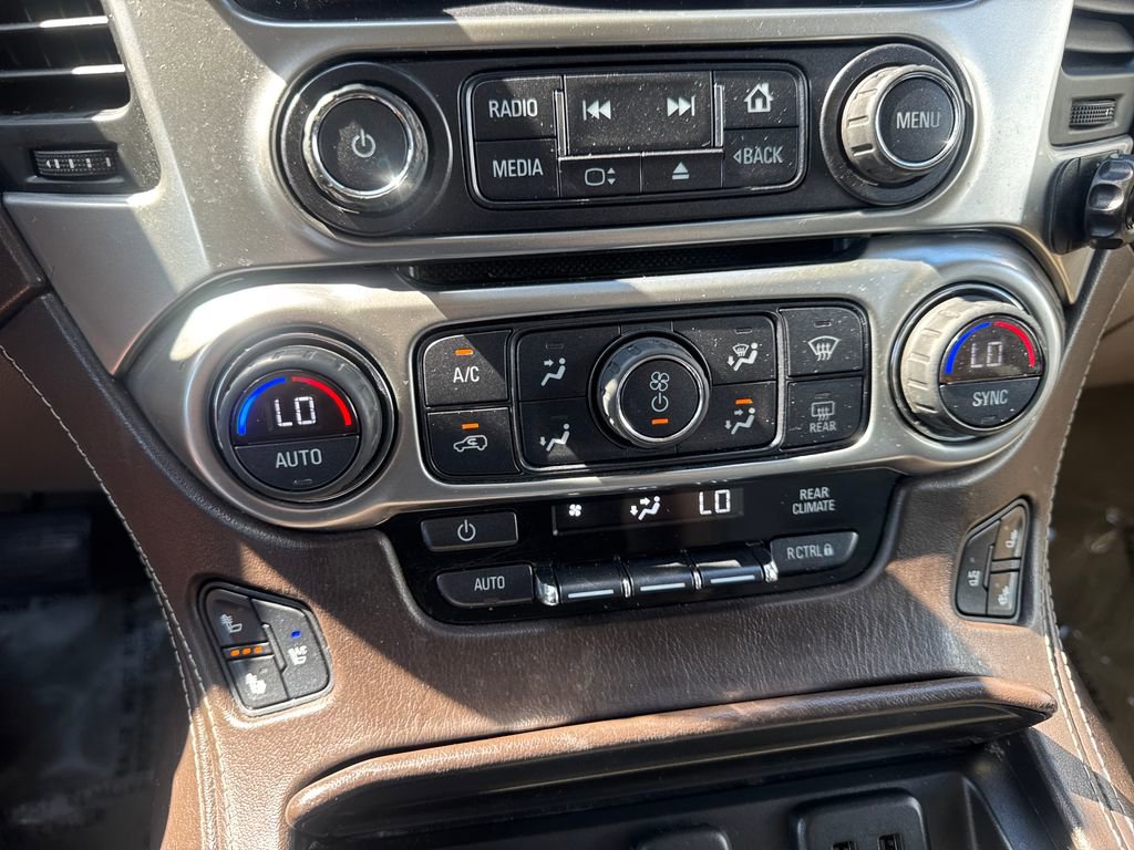 Used 2016 Chevrolet Suburban LTZ AWD/4WD image 26