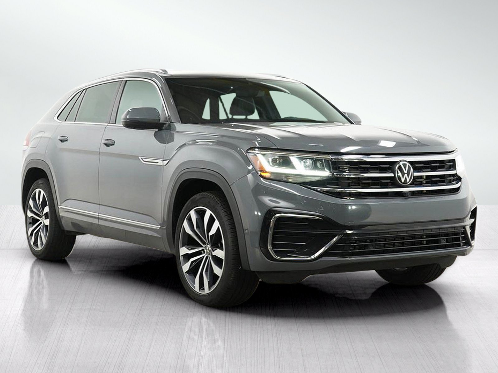 Used 2023 Volkswagen Atlas Cross Sport SEL Premium R-Line AWD/4WD image 8