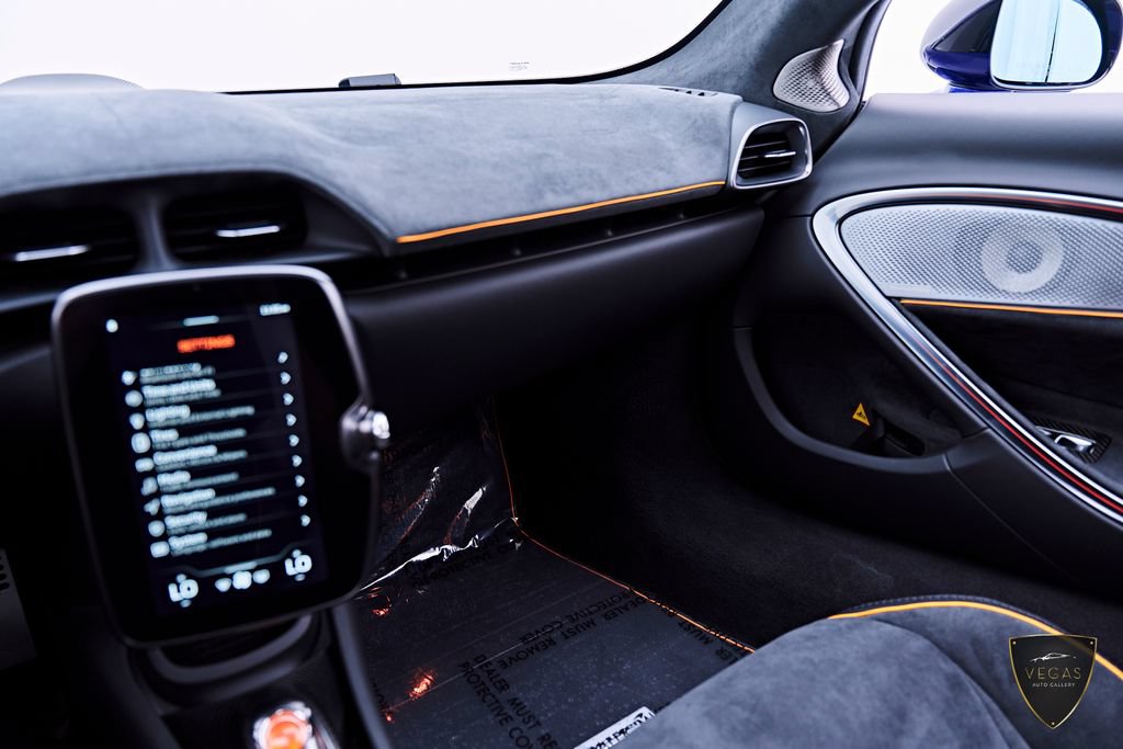 Used 2025 McLaren Artura RWD image 84