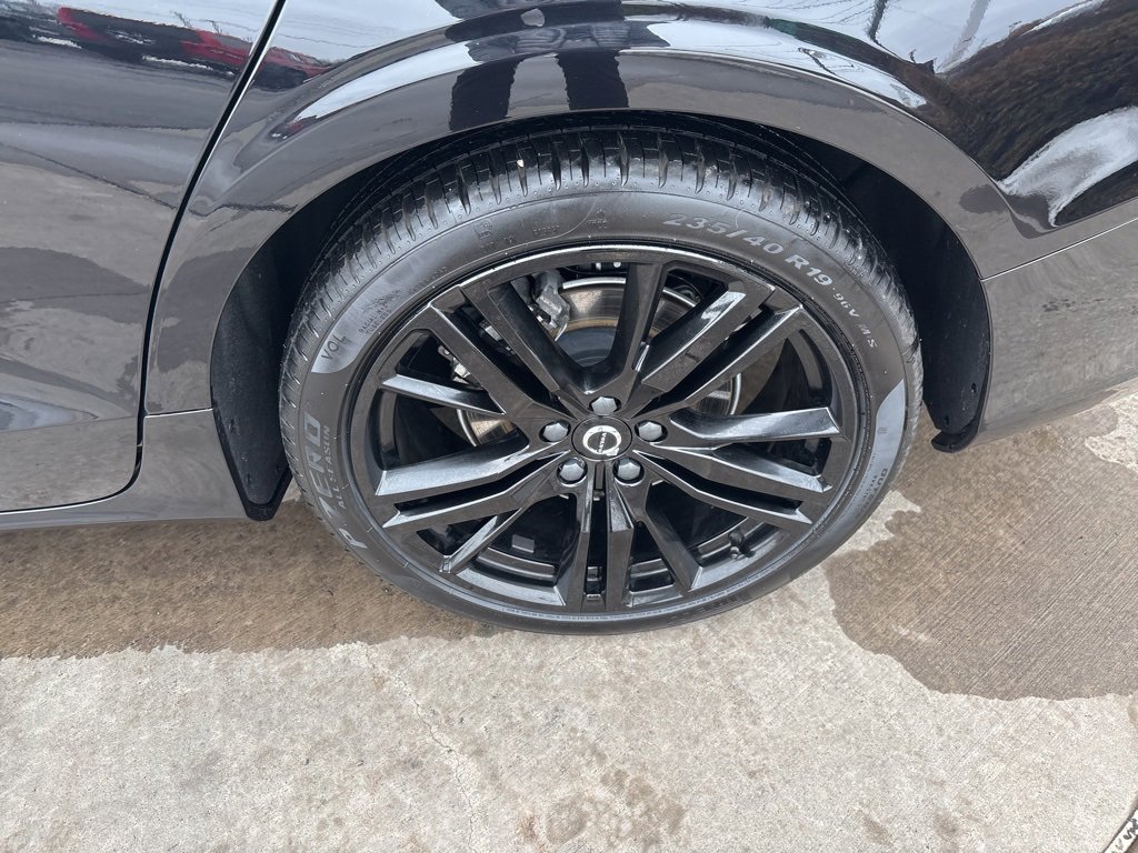 Certified 2023 Volvo S60 B5 Plus w/ Climate Package image 16