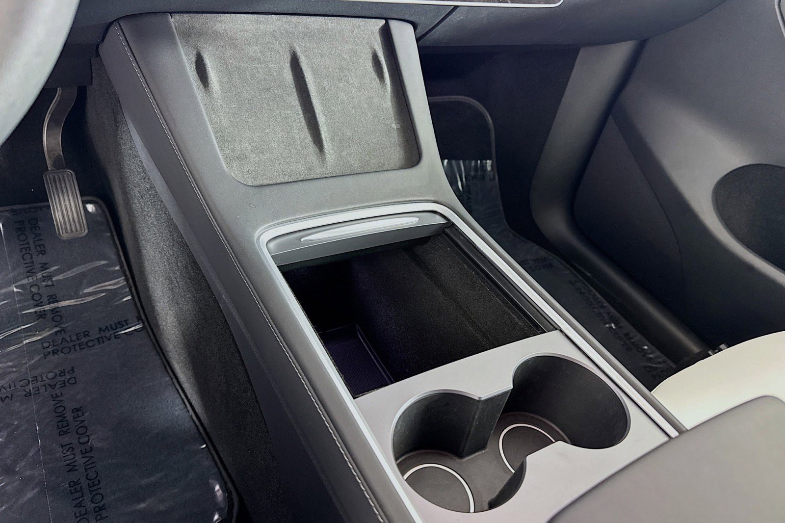 Used 2024 Tesla Model Y Long Range image 5