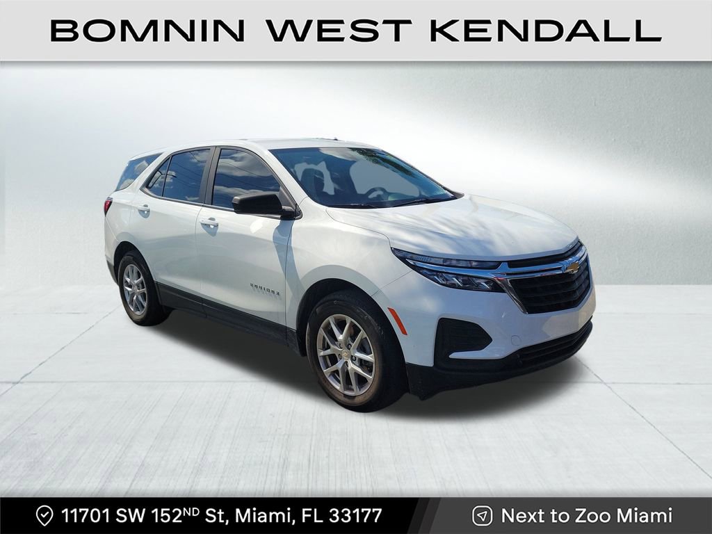 Used 2022 Chevrolet Equinox LS image 1