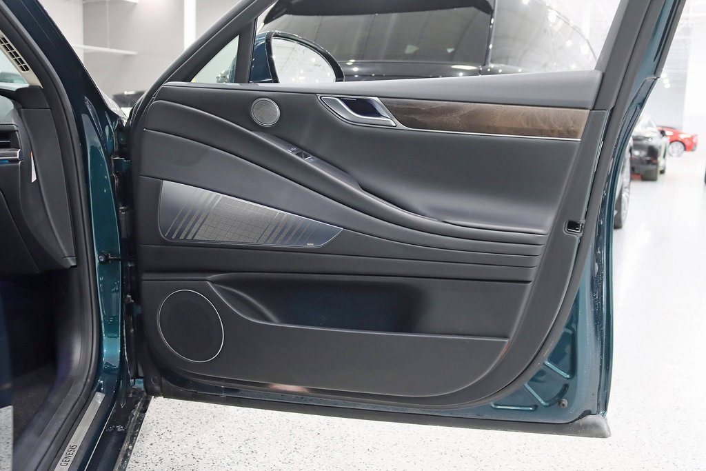 Used 2023 Genesis G80 image 36