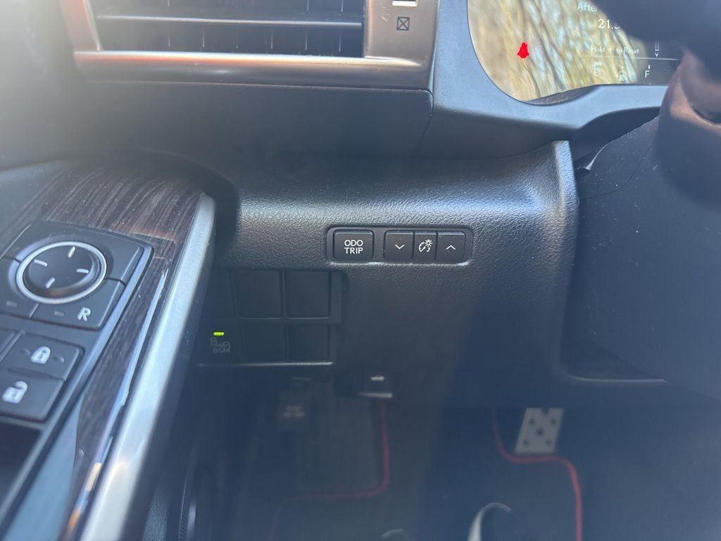 Used 2015 Lexus IS 200t 250 Crafted Line w/ Navigation System Package image 8