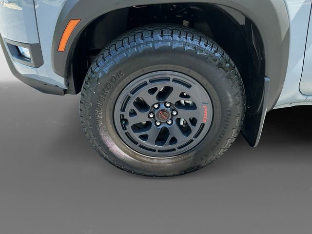 Used 2025 Nissan Frontier PRO-4X image 15