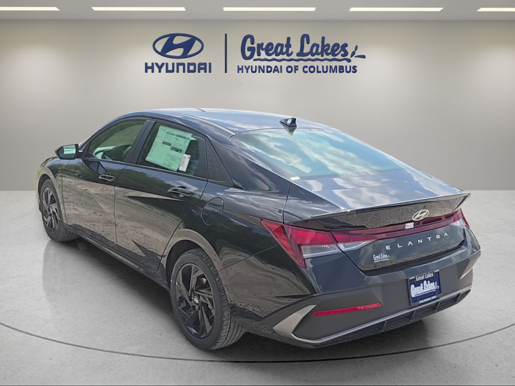 New 2026 Hyundai Elantra Sport FWD image 3