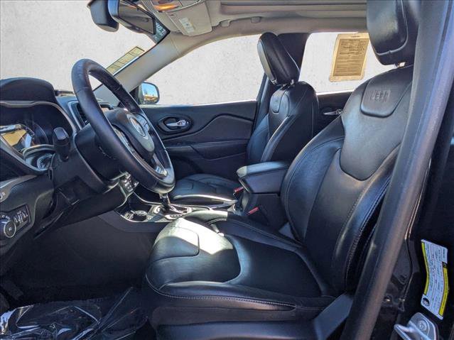 Used 2016 Jeep Cherokee Limited image 10