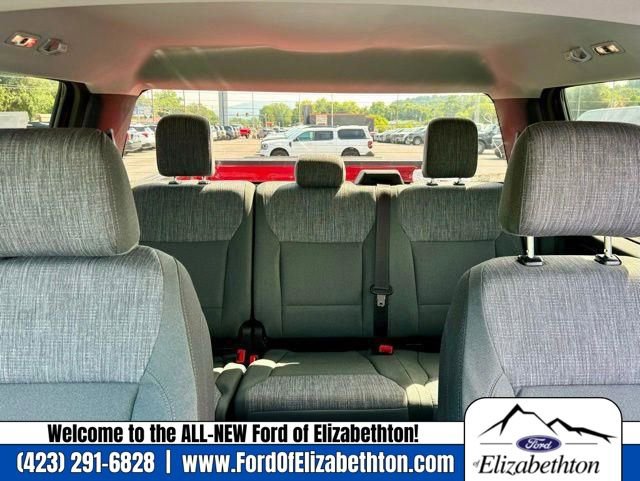New 2023 Ford F150 XLT w/ Equipment Group 301A Mid image 17