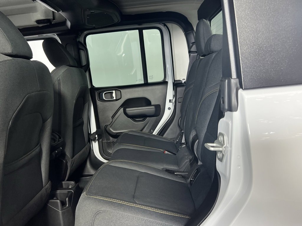 Certified 2024 Jeep Gladiator Sport image 28