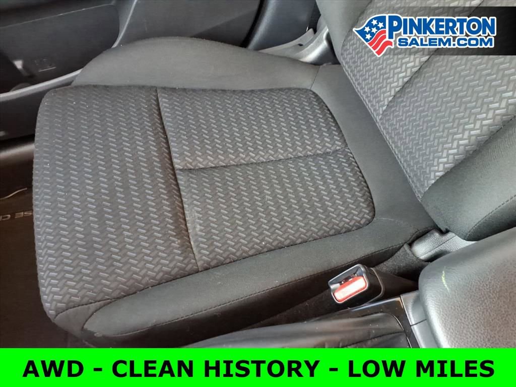 Used 2024 Mitsubishi Eclipse Cross LE image 29