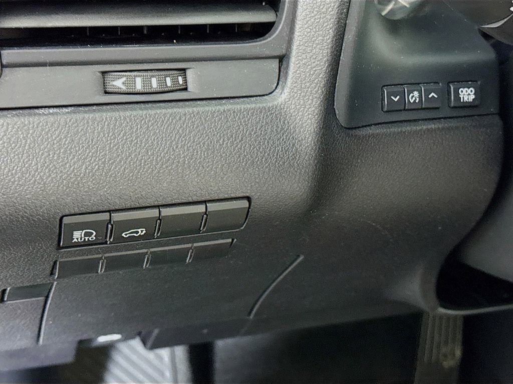 Used 2021 Lexus RX 350 AWD w/ Accessory Package image 18