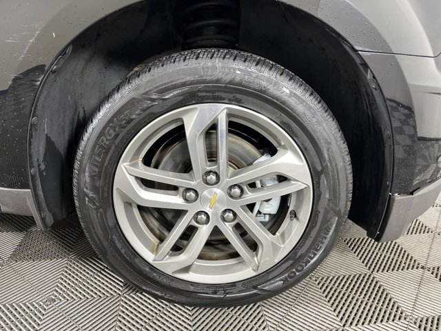 Used 2016 Chevrolet Equinox LTZ w/ Enhanced Convenience Package image 8