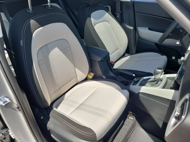 New 2026 Hyundai Venue SEL FWD image 24