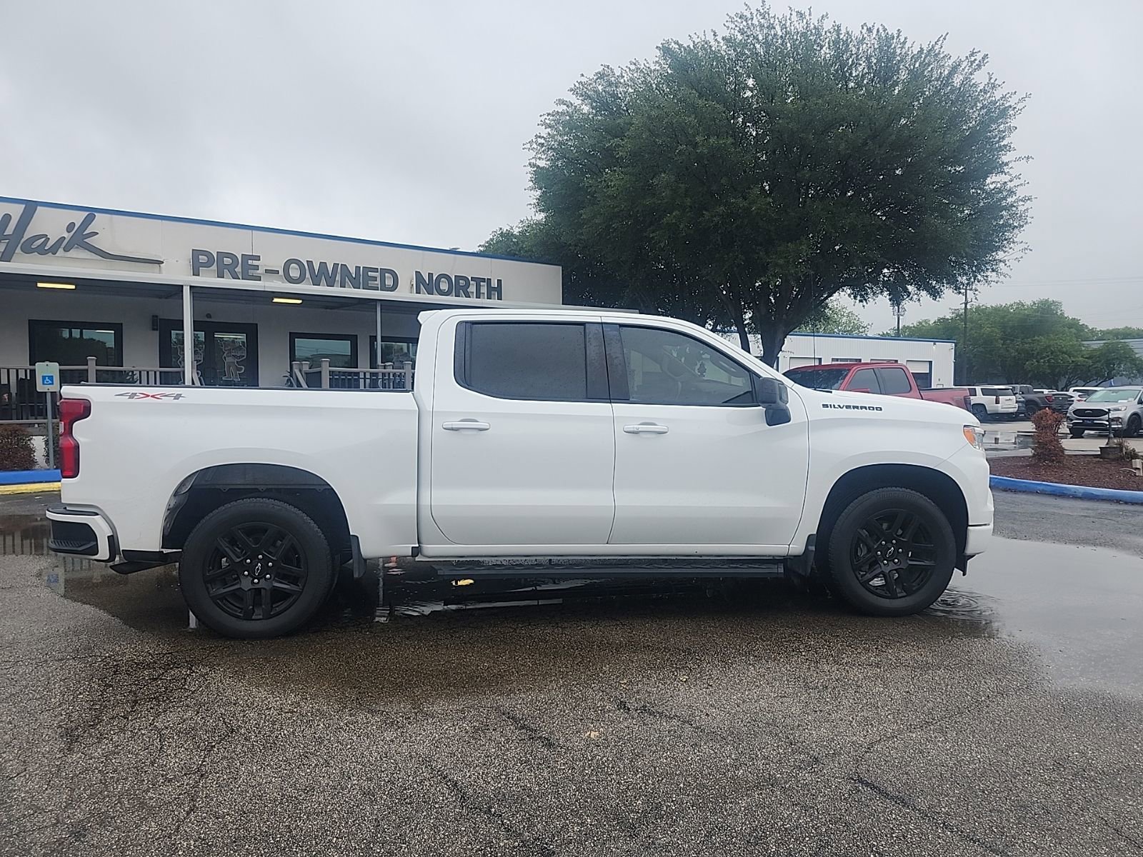 Used 2023 Chevrolet Silverado 1500 RST w/ LPO, Dark Essentials Package AWD/4WD image 2
