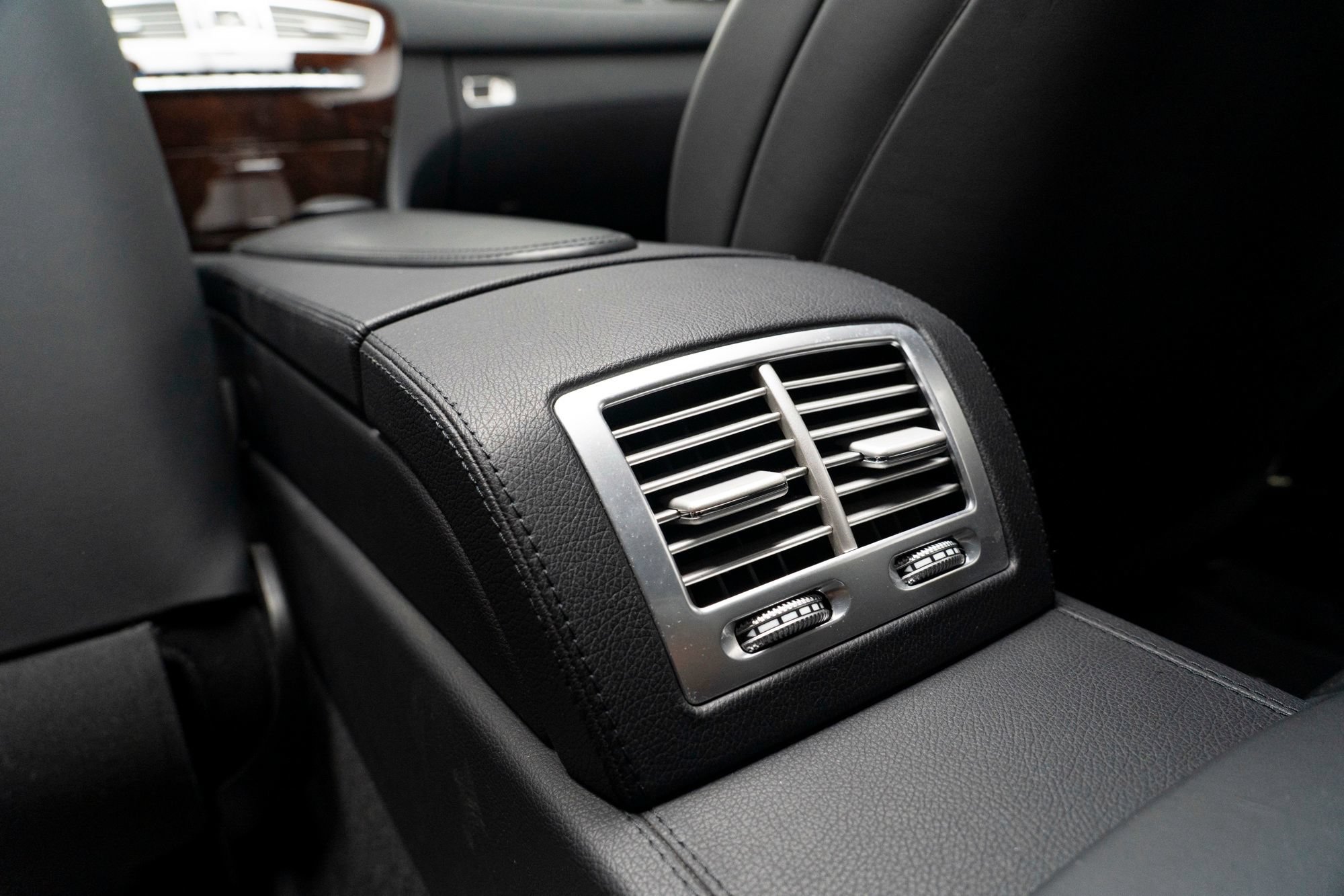 Used 2012 Mercedes-Benz CL 63 AMG image 57