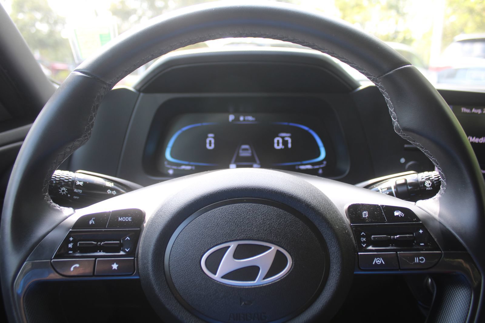 Used 2025 Hyundai Elantra Sport FWD image 24