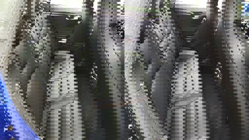 Used 2018 Tesla Model S 100D image 27