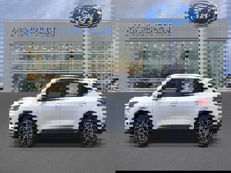 New 2025 Ford Escape SE w/ PHEV Premium Package image 3