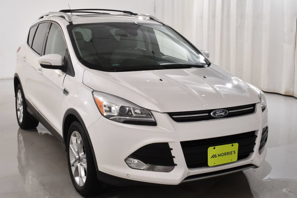 Used 2016 Ford Escape Titanium w/ Equipment Group 301A AWD/4WD image 4