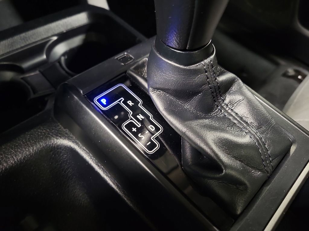 Used 2020 Toyota Tacoma SR image 15