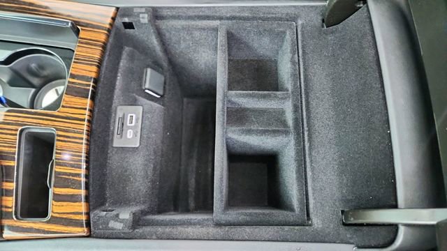 Used 2023 Cadillac Escalade Premium Luxury w/ Performance Package image 59