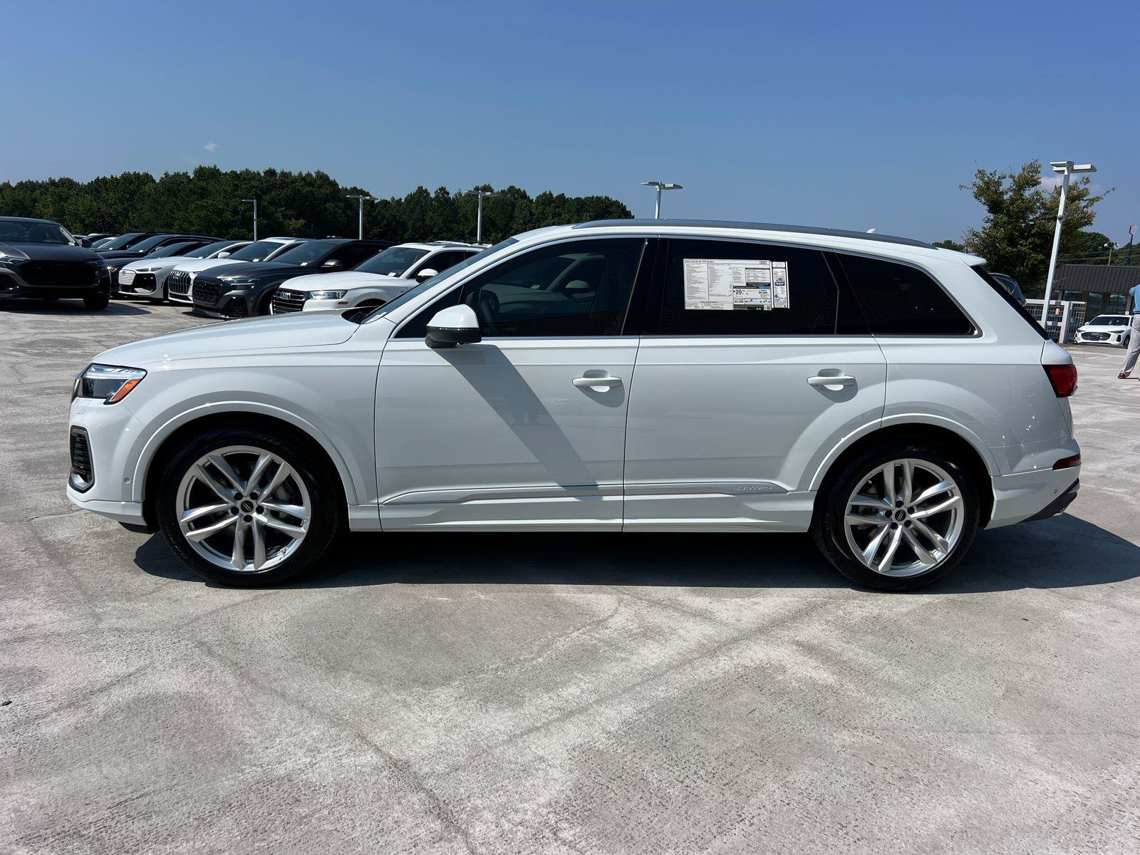 New 2025 Audi Q7 3.0T Premium Plus AWD/4WD image 8