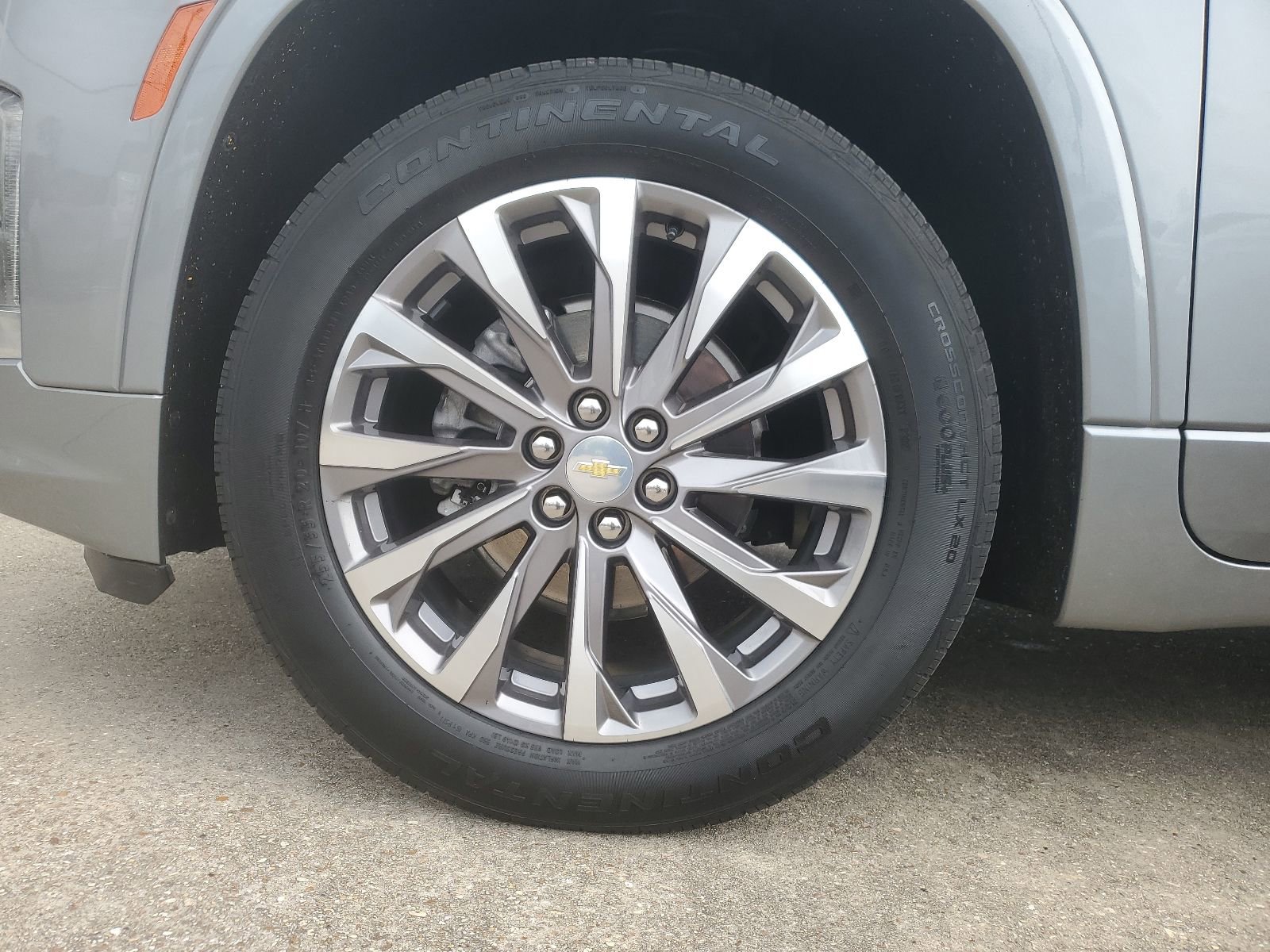 Used 2023 Chevrolet Traverse Premier image 7