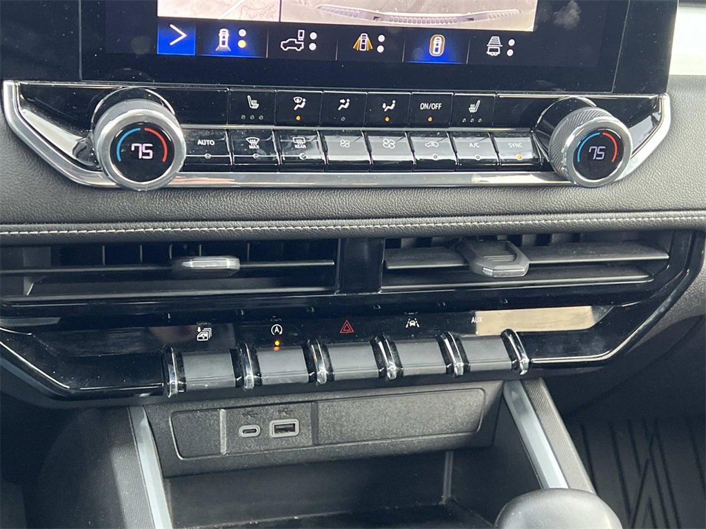 Certified 2023 Chevrolet Colorado LT w/ LT Convenience Package II image 21