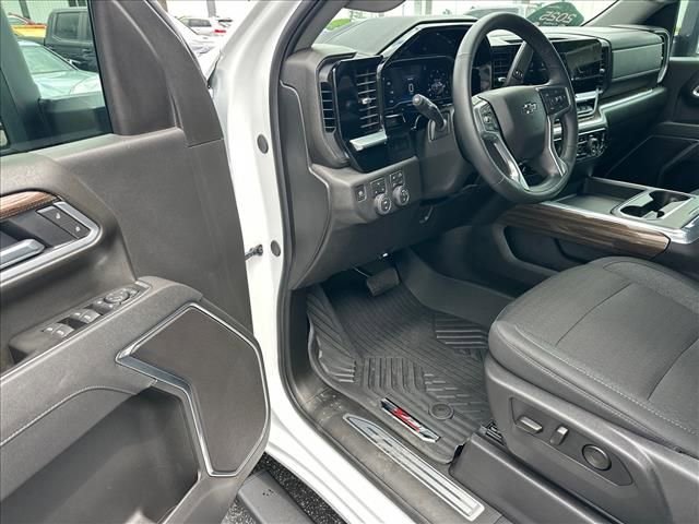 Certified 2025 Chevrolet Silverado 2500 LT w/ Trail Boss Package AWD/4WD image 14