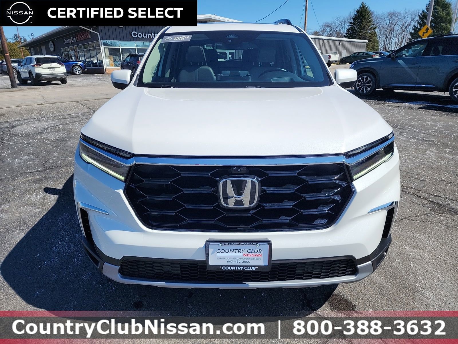 Used 2023 Honda Pilot Elite image 3