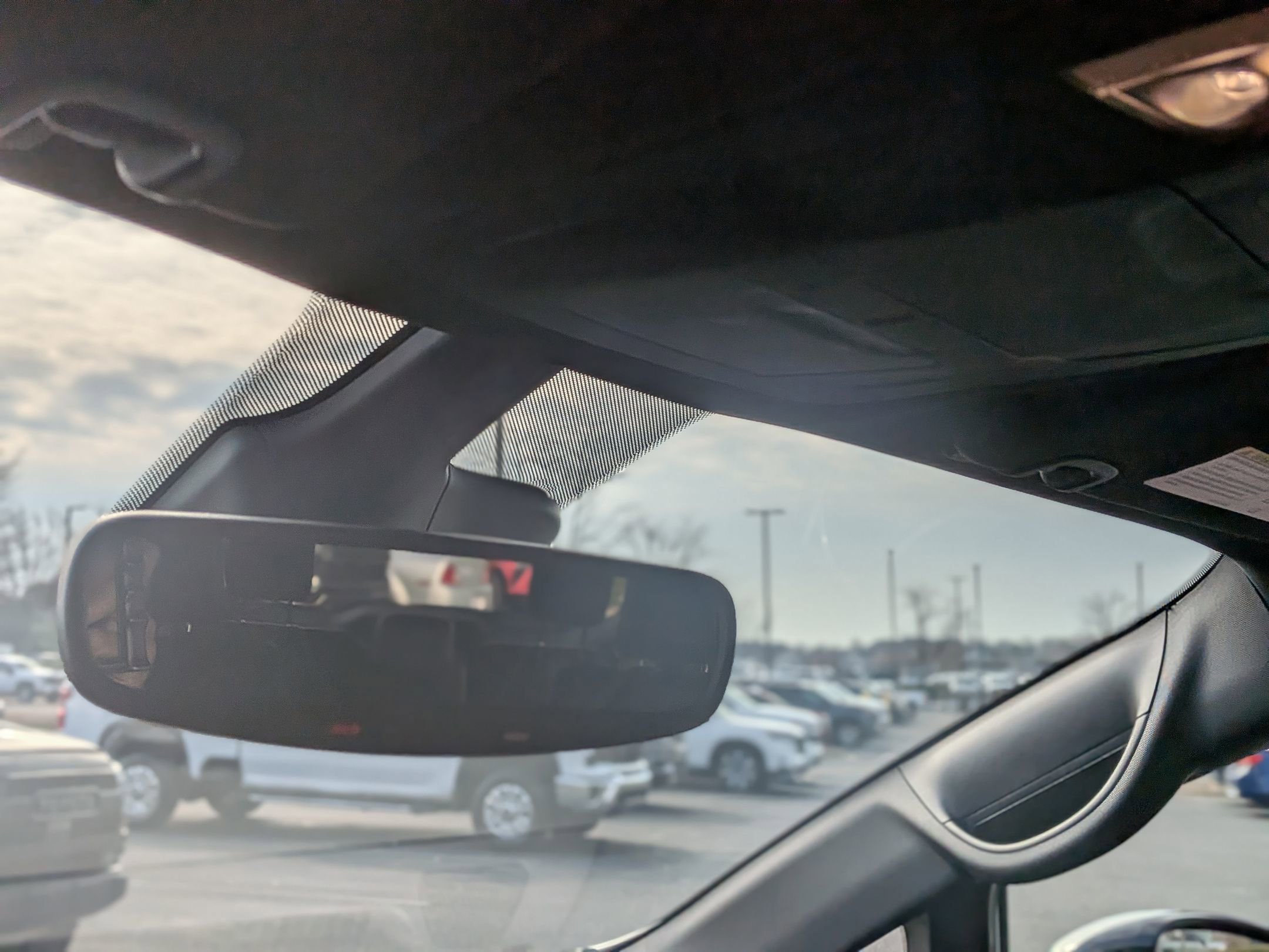 Used 2025 Chrysler Pacifica Select image 31