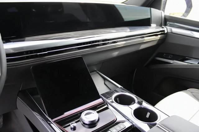 New 2025 Cadillac Escalade Sport w/ Touring Package image 14