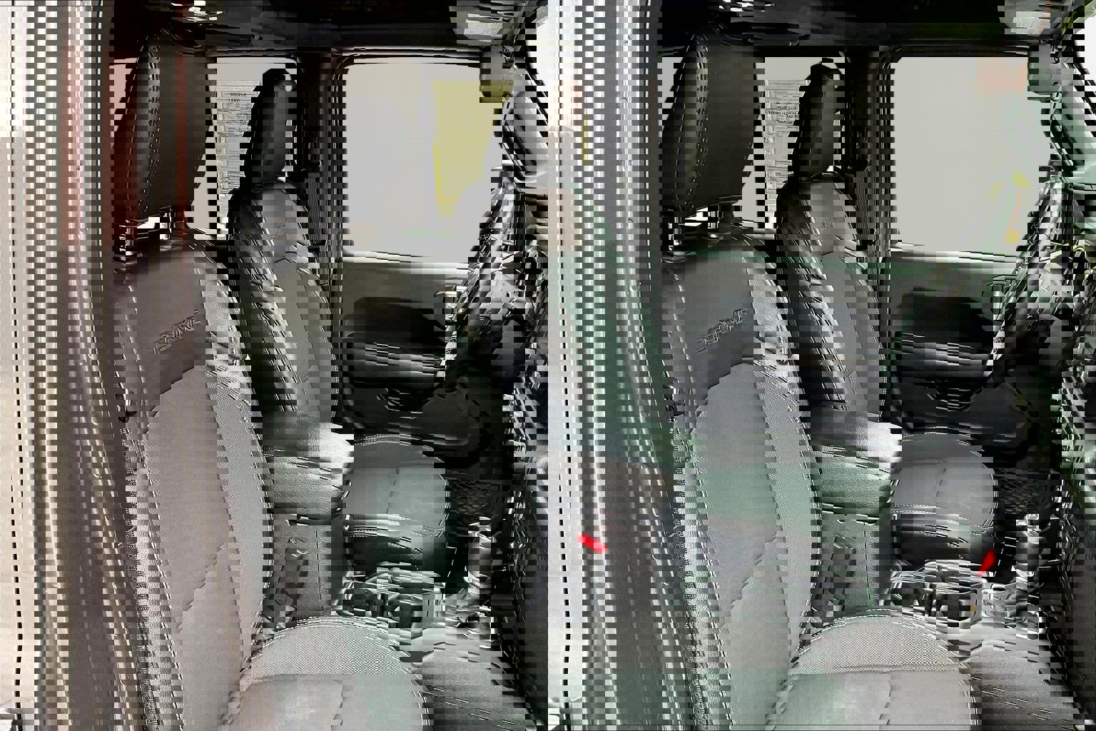 Used 2020 Jeep Wrangler Unlimited Sport image 29