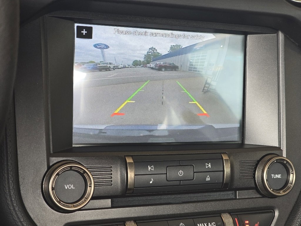 Used 2016 Ford Mustang Shelby GT350 w/ Technology Package image 5