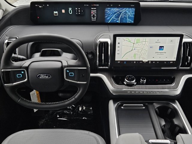 New 2026 Ford Expedition Platinum w/ Platinum Ultimate Package AWD/4WD image 18