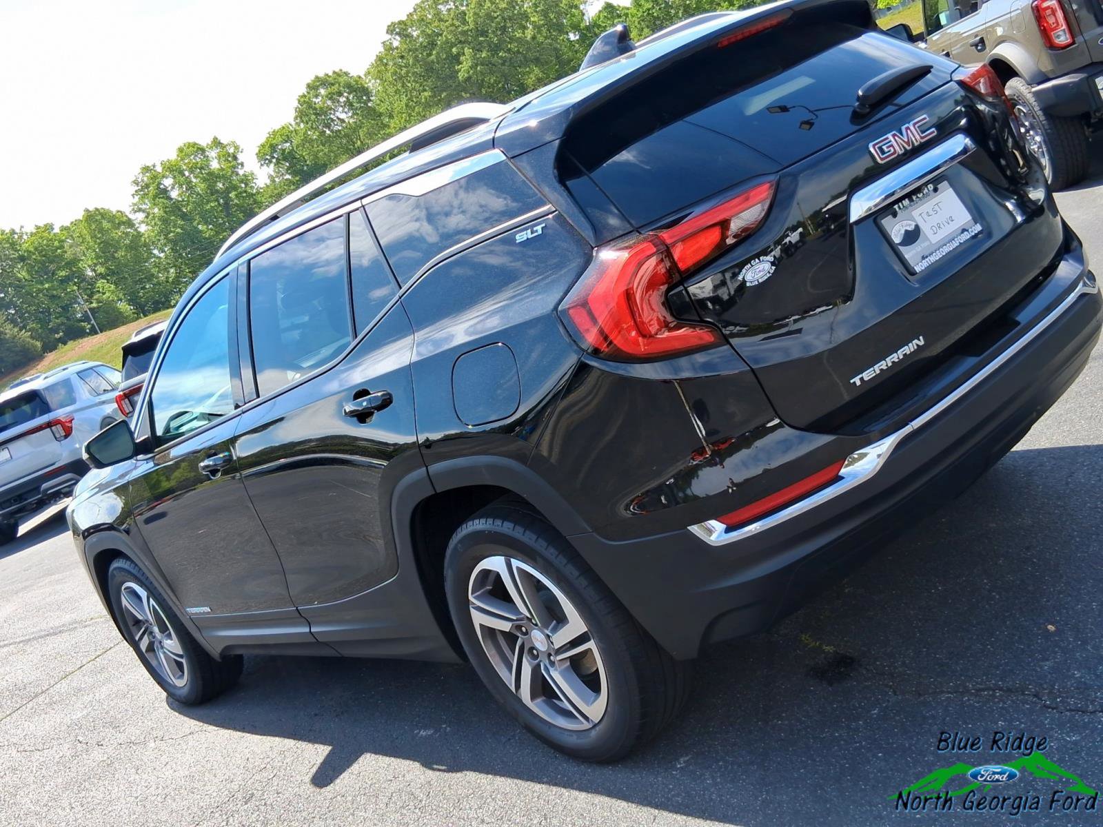 Used 2021 GMC Terrain SLT w/ Infotainment Package II FWD image 27