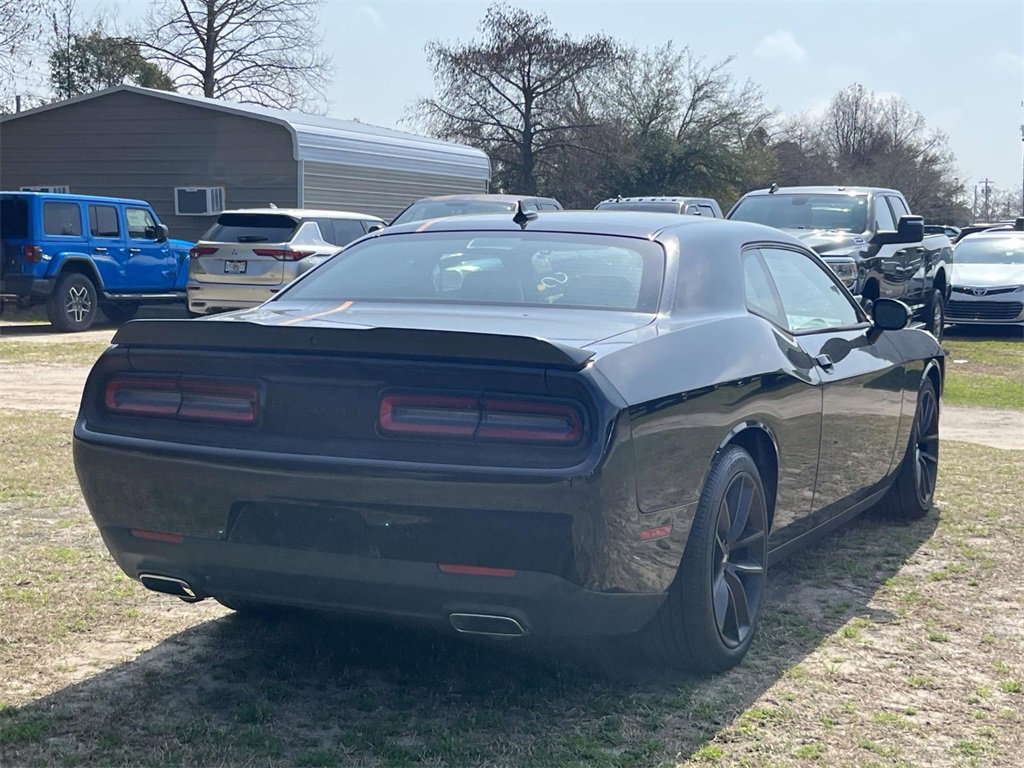 Used 2022 Dodge Challenger GT w/ Plus Package image 5