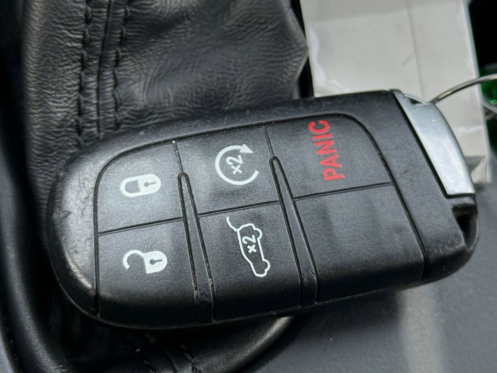 Used 2022 Dodge Durango GT image 32