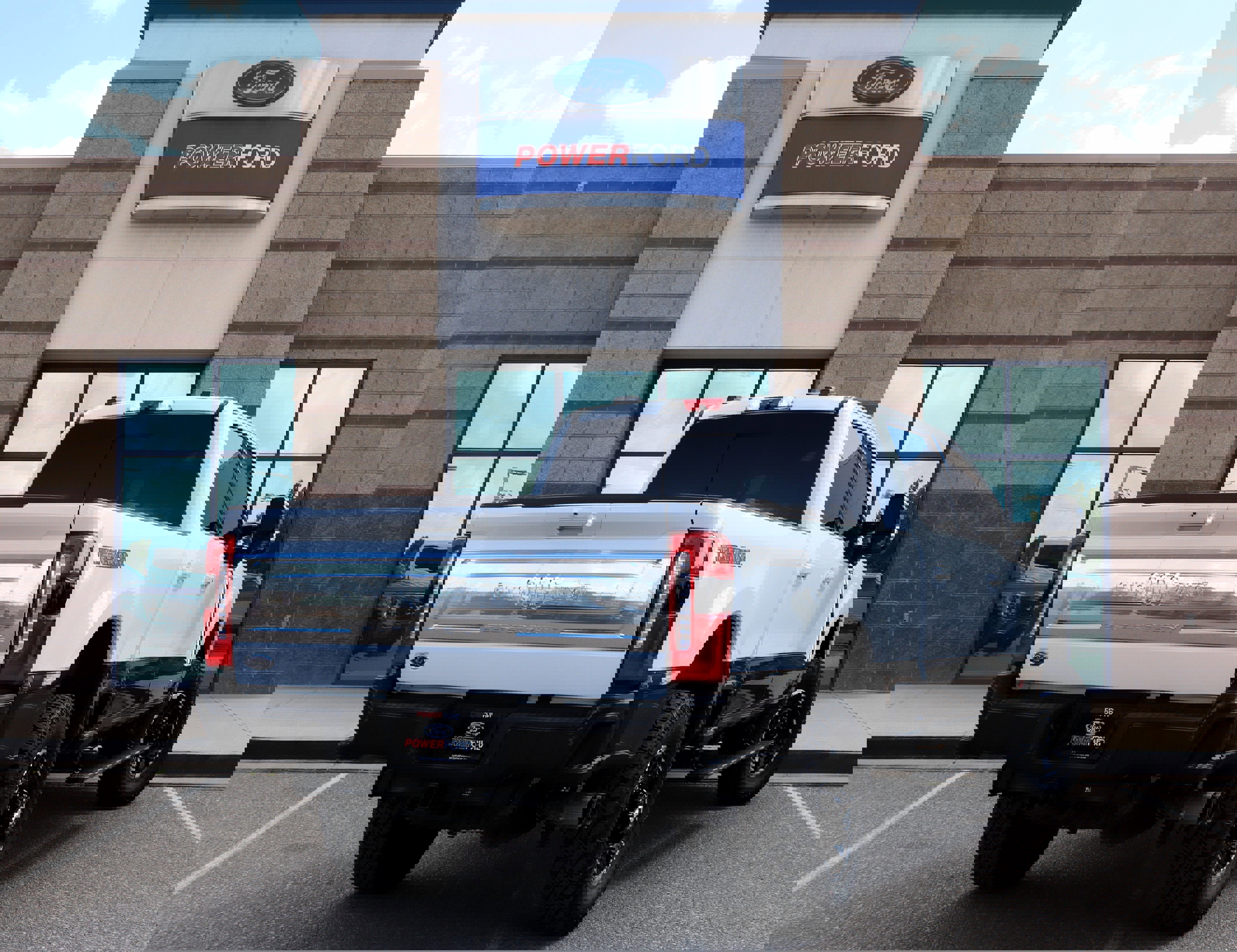 Used 2025 Ford F250 King Ranch w/ Tremor Off-Road Package image 6