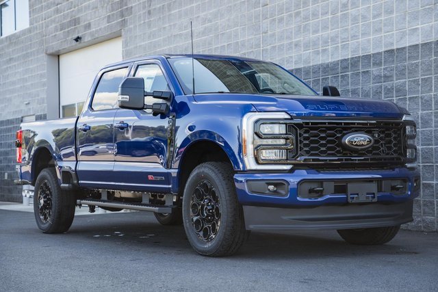 New 2026 Ford F250 4x4 Crew Cab Super Duty image 2