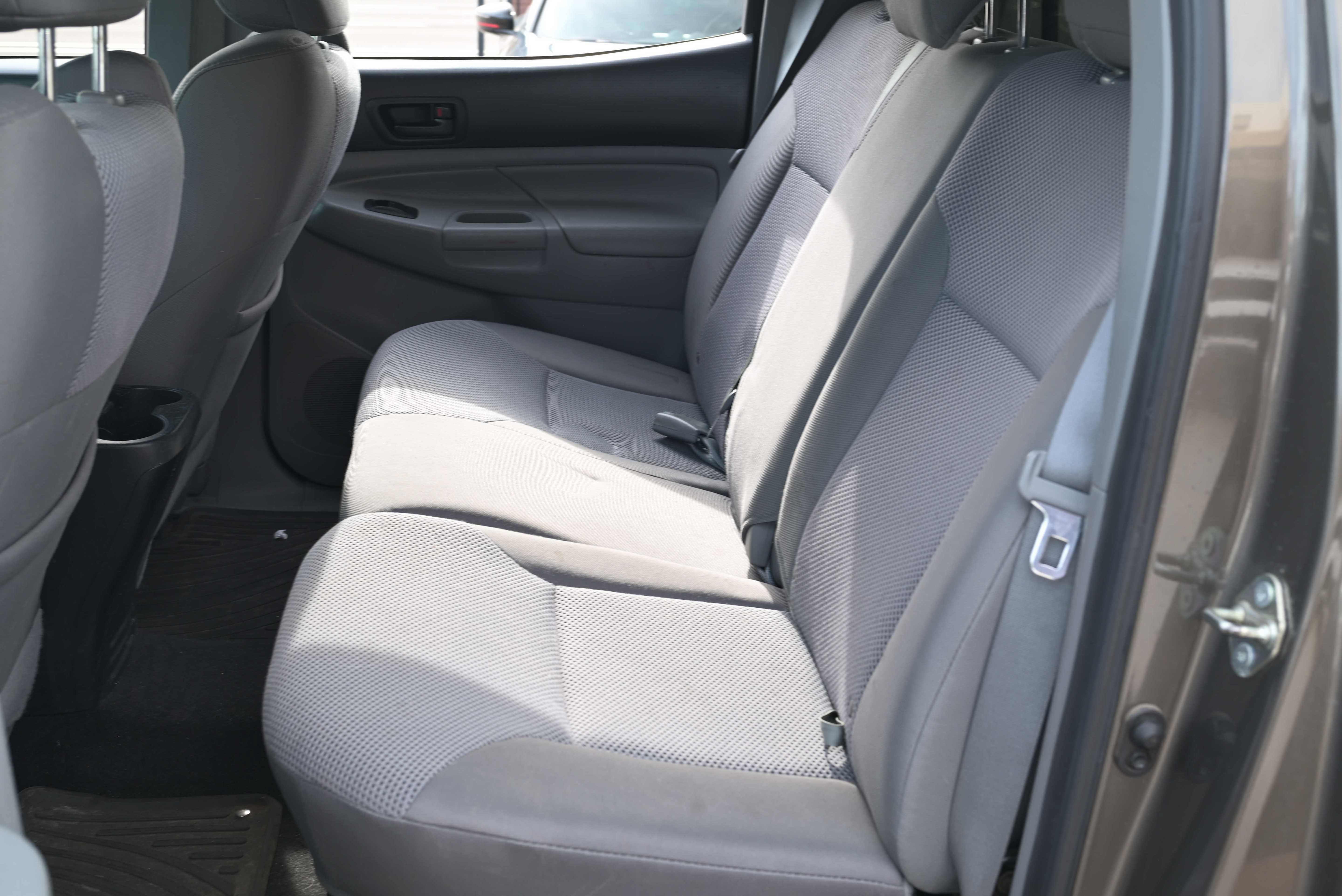 Used 2014 Toyota Tacoma 4x4 Double Cab w/ TRD Sport Package image 13