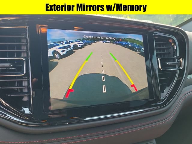 Used 2023 Dodge Durango GT RWD image 16