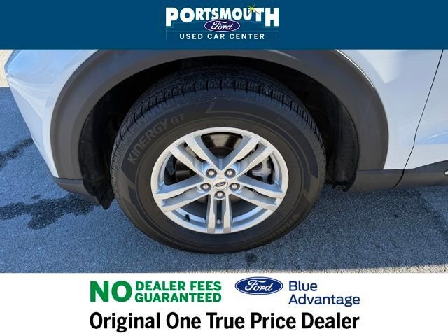Used 2022 Ford Explorer XLT w/ Equipment Group 202A AWD/4WD image 33