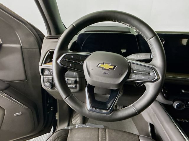 Used 2025 Chevrolet Tahoe High Country AWD/4WD image 13