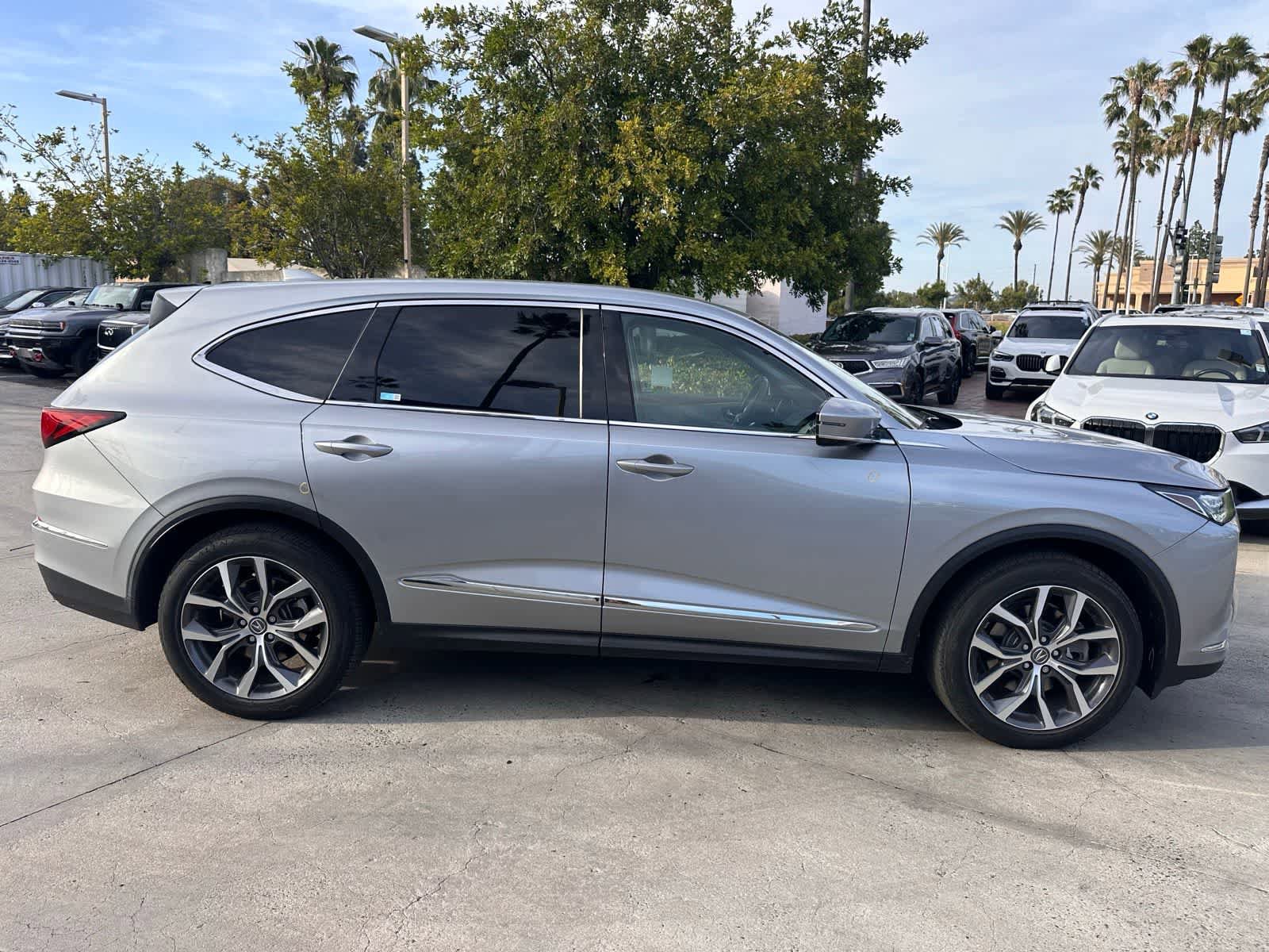Certified 2023 Acura MDX SH-AWD w/ Technology Package image 6