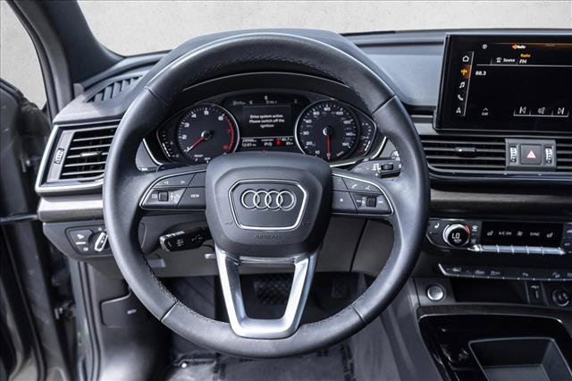 Used 2023 Audi Q5 2.0T Premium AWD/4WD image 12