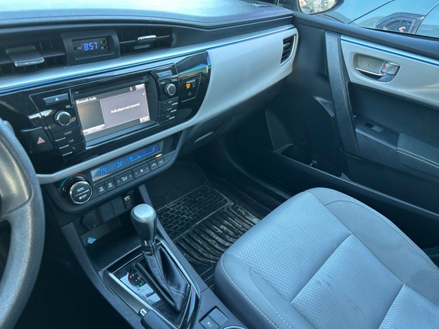 Used 2016 Toyota Corolla LE FWD image 11