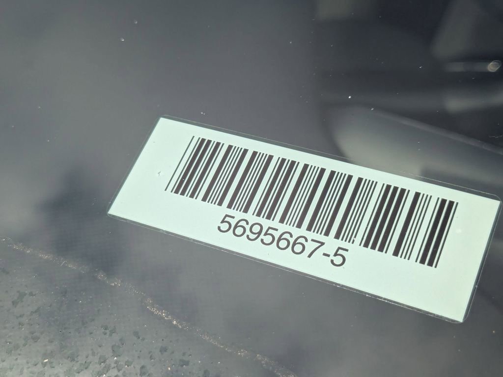 Used 2025 Hyundai Elantra SEL image 28