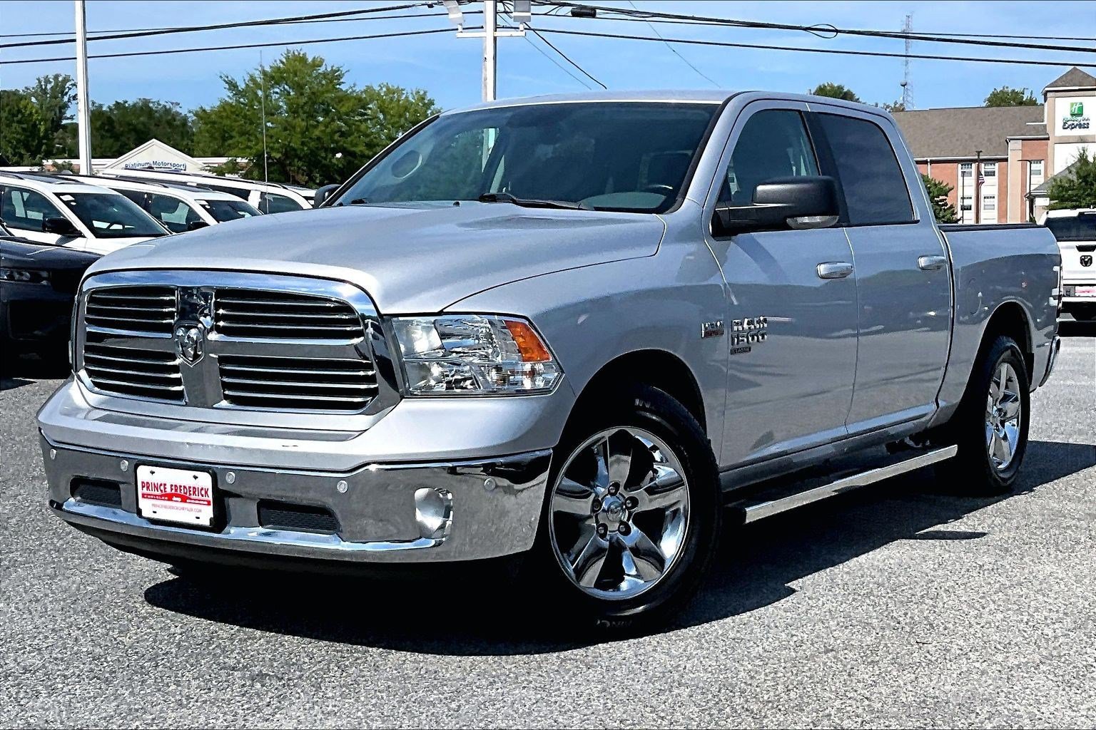 Used 2019 RAM 1500 Lone Star RWD image 3