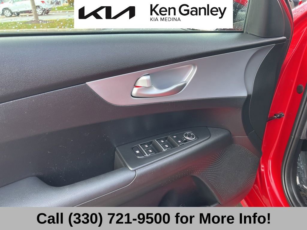 Certified 2023 Kia Forte LXS w/ LXS Technology Package image 27